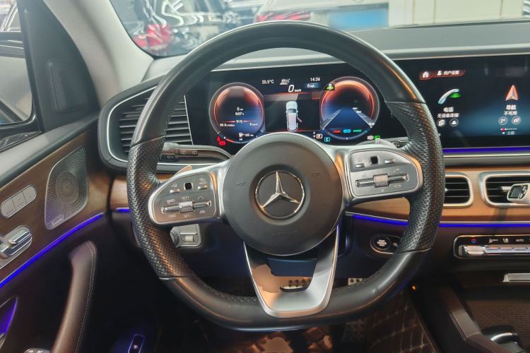 Used Mercedes-Benz GLS-Class 2023 GLS 450 6-seater U.S. version