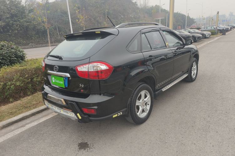 Used BYD S6 2014 1.5TI Manual Luxury 7-Seater