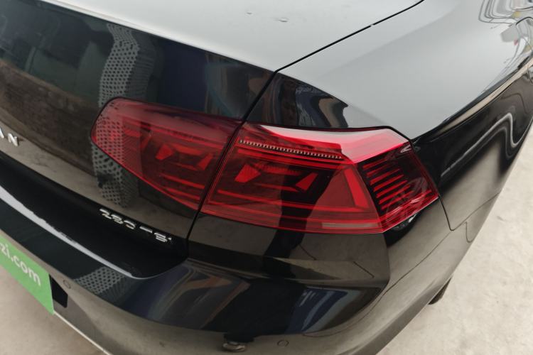 Used Volkswagen Magotan 2025 Zhongxiang Version 280TSI DSG Comfort Edition
