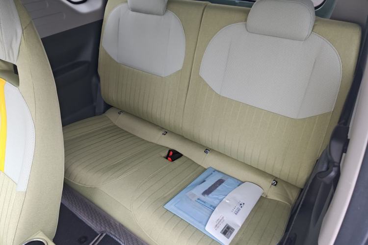 Used Geely Galaxy Panda 2023 Panda Mini 200km Endurance Bear Left Rear Seat