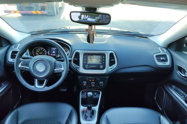 Used Jeep Compass 2017 200T Automatic Comfort Edition