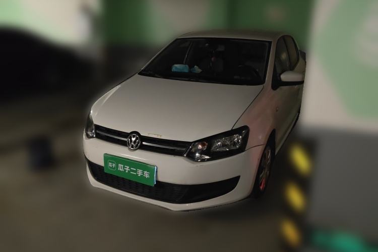 Used Volkswagen Polo 2013 1.4L Manual Fashion Edition