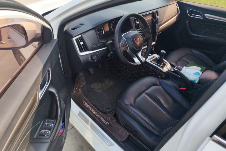 Used Roewe i6 2020 PLUS 1.6L Manual 4G Connect Glory Flagship Edition