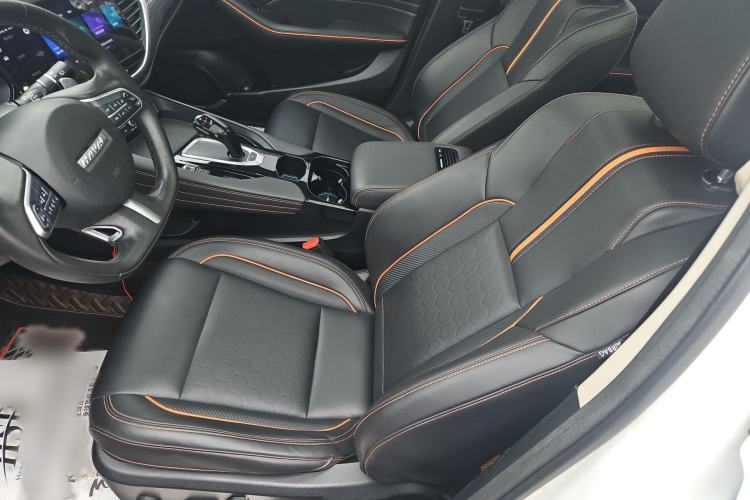 Used Haval F7 2021 2.0T All-Wheel Drive iJoy
