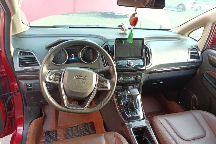 Used Lifan Auto Xuanlang 2017 1.5T Automatic Luxury Model Center Console