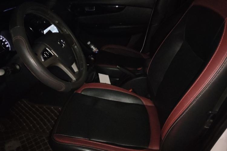 Used HYOSOW S3 2015 1.5L Luxury Model China V Standard