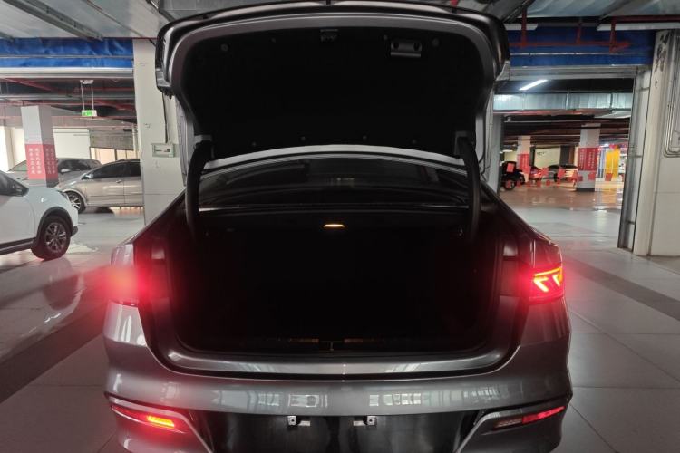 Used BYD Qin PLUS 2023 Champion Edition DM-i 120KM Leading Model Trunk