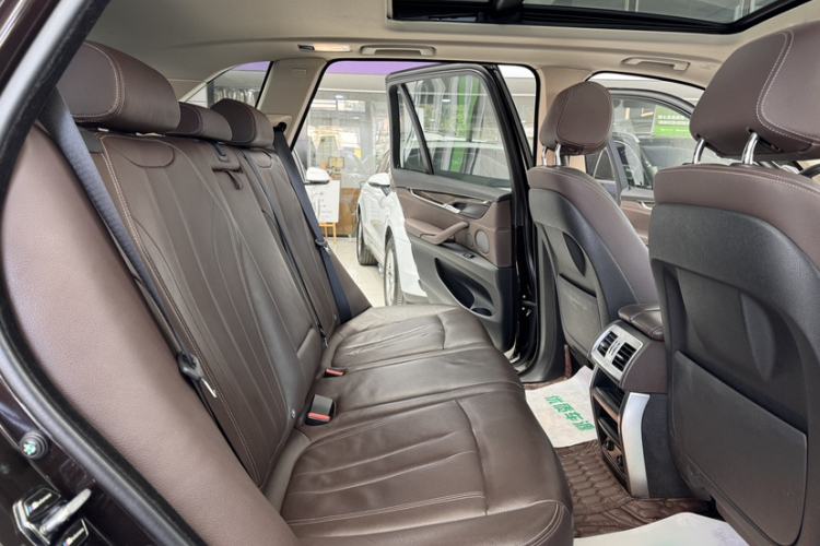 Used BMW X5 2018 xDrive28i
