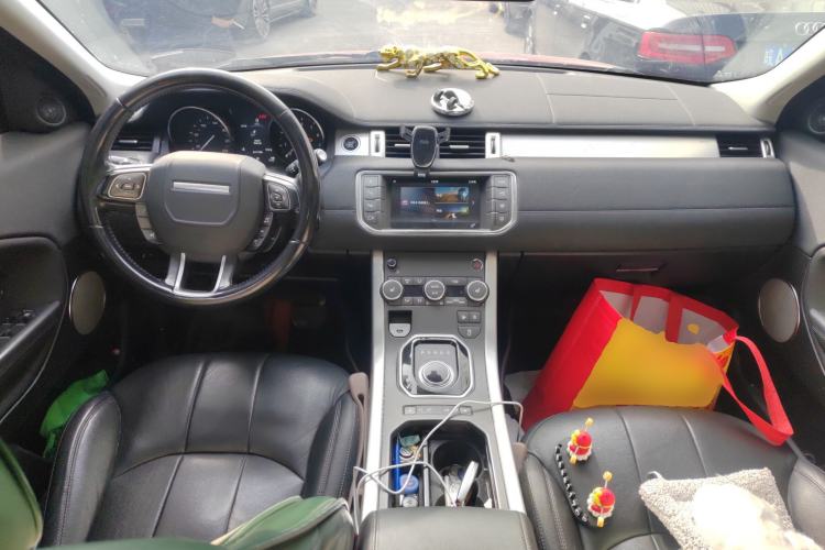 Used Land Rover Range Rover Evoque 2018 240PS PURE Style Edition
