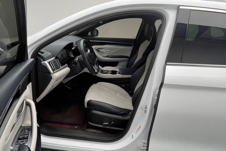 Used BYD Song PLUS New Energy 2024 HONOR Edition DM-i 110km Flagship PLUS Left Front Seat