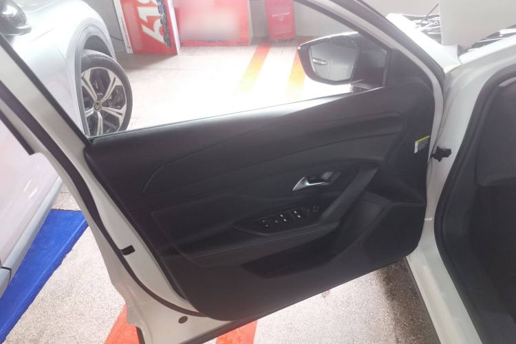 Used Peugeot 408X 2023 Gravity Edition
