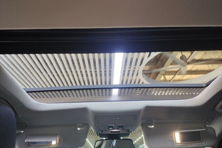 Used Jaguar XE 2018 2.0T 250 PS Two-Wheel-Drive R-Sport Sport Edition