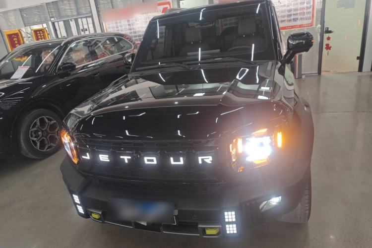 Used JETOUR Traveler 2023 2.0T All-Wheel Drive CrossPRO+
