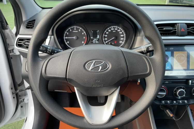 Used Hyundai Verna (older generation) 2017 1.4L Manual Refreshed Version China V Standard
