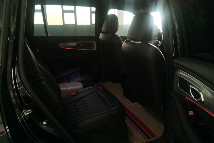 Used GAC Trumpchi GS8 2022 Linghang Series 2.0 TGDI Two-Wheel Drive Luxury Smart Connectivity Version (6 Seats) Interior 2