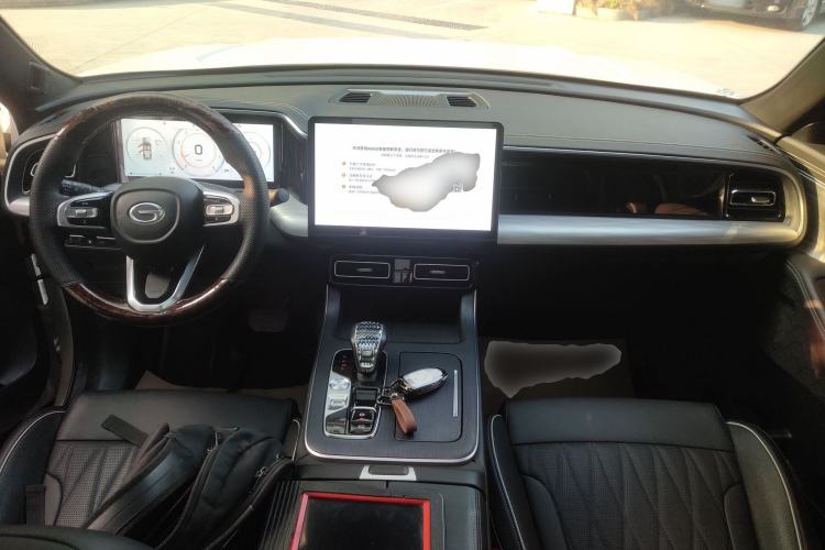 Used GAC Trumpchi GS8 2024 Linghang Series 2.0 TGDI Two-Wheel Drive Luxury Smart Connectivity Version
