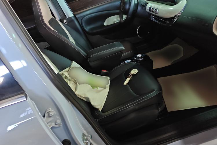 Used Wuling Bingo 2023 410 km Lingxi Deluxe Edition
