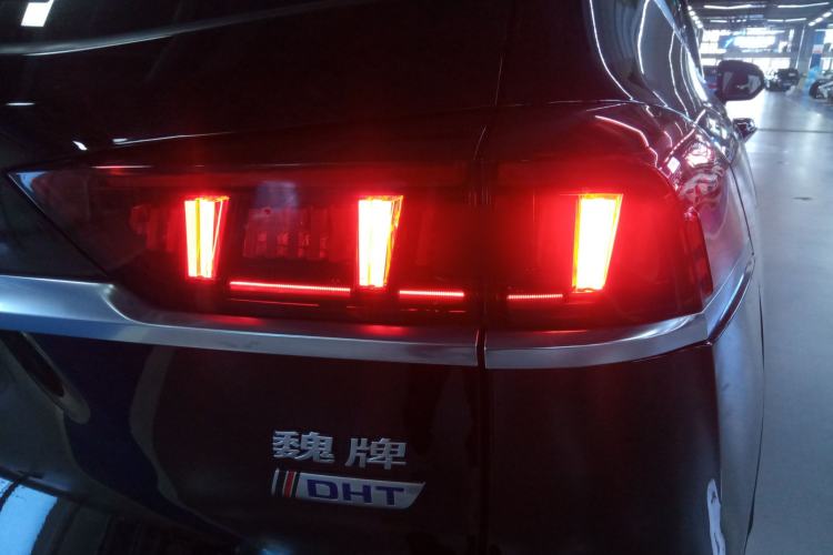 Used Wey Latte DHT-PHEV 2022 1.5T Two-Wheel-Drive Extra-Large Version
