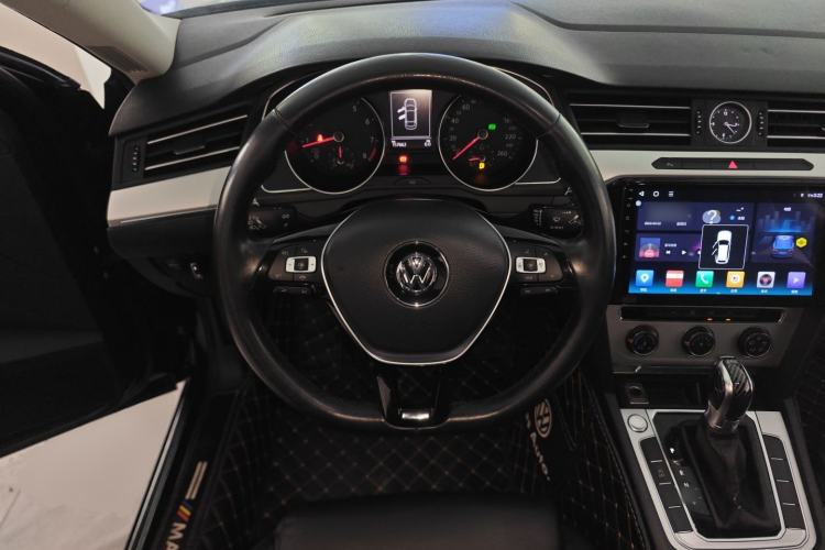 Used Volkswagen Magotan 2018 280TSI DSG Enjoyment Model Steering Wheel