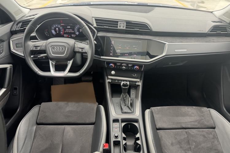 Used Audi Q3 2019 35 TFSI Fashion Dynamic Model Interior 5