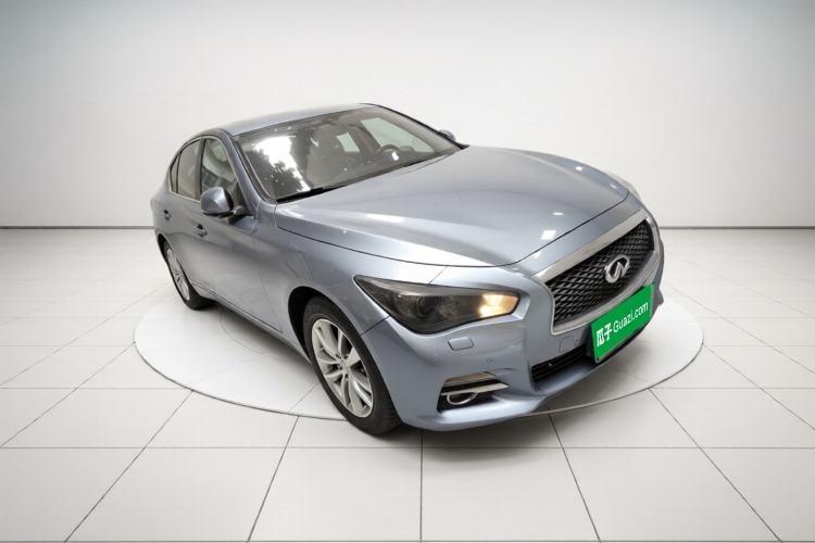 Used Infiniti Q50 2014 2.0T Comfort Edition