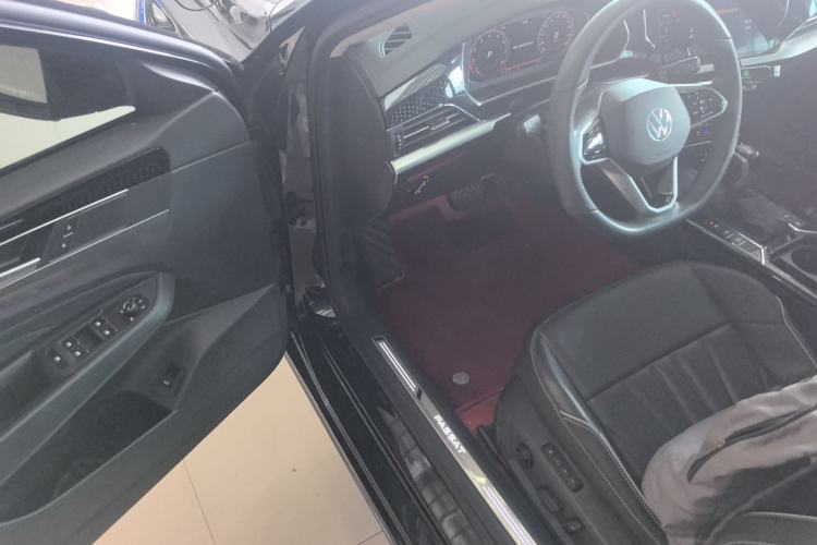 Used Volkswagen Passat 2024 380TSI Starry Luxury Edition