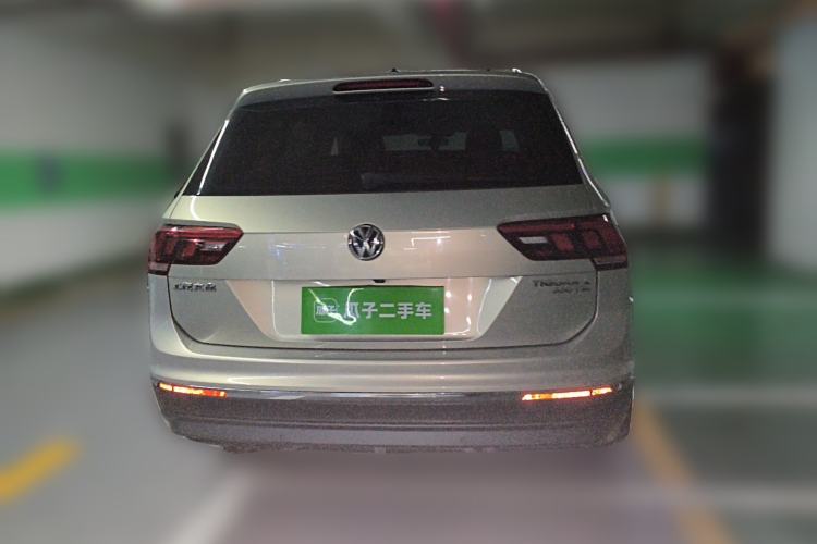 Used Volkswagen Tiguan L 2017 330TSI Automatic Two-Wheel Drive Luxury Edition Rear