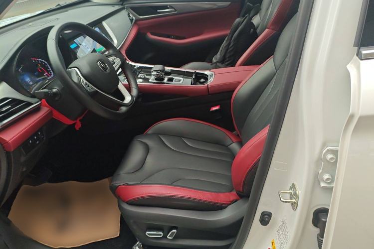 Used Changan CS85 COUPE 2023 1.5T DCT Prestige Edition
