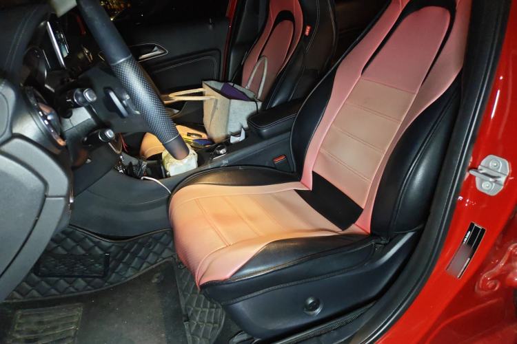 Used Mercedes-Benz GLA 2016 GLA 200 Fashion Model Left Front Seat