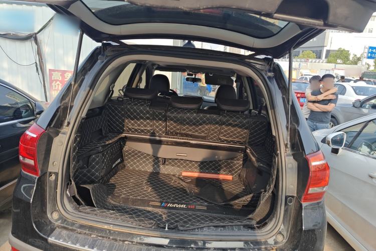 Used Haval H6 2015 Sport Edition 1.5T Automatic Two-Wheel Drive Luxury Model Trunk