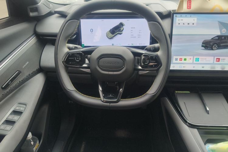 Used Lynk & Co 08 EM-P 2025 120km Long-Range Halo Steering Wheel