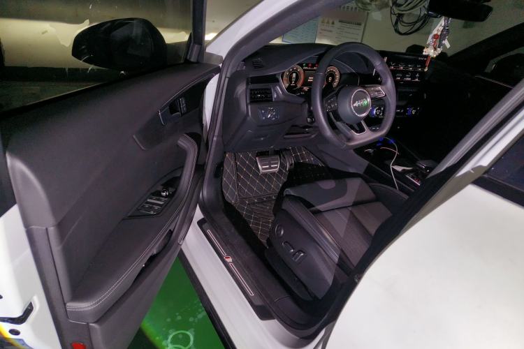 Used Audi A4L 2024 40 TFSI Luxury Dynamic Edition
