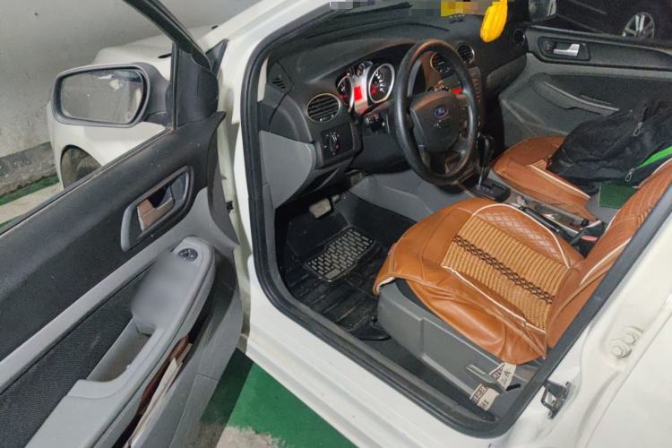 Used Ford Focus 2013 Hatchback Classic 1.8L Automatic Millionth Anniversary Edition
