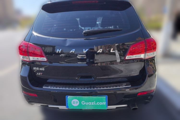 Used Haval H6 2016 Upgraded Model 1.5T Manual Two-Wheel Drive Elite Version
