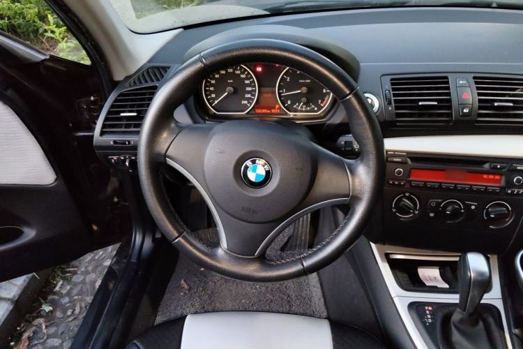 Used BMW 1 Series 2008 120i automatic transmission
