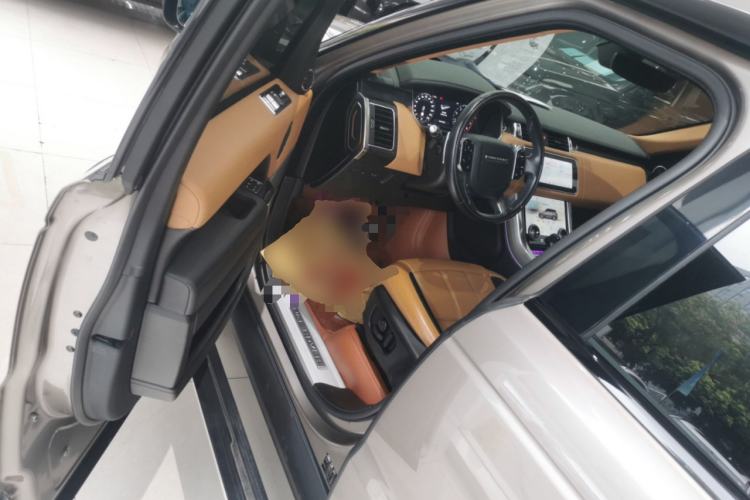 Used Land Rover Range Sport 2022 3.0 L6 YAO Black Edition
