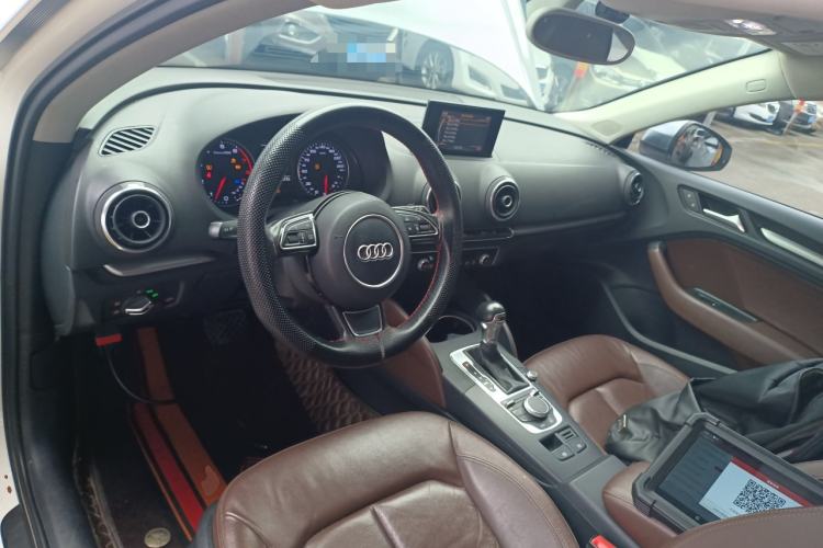 Used Audi A3 2015 Sportback 35 TFSI Millionth Anniversary Comfort Model Center Console