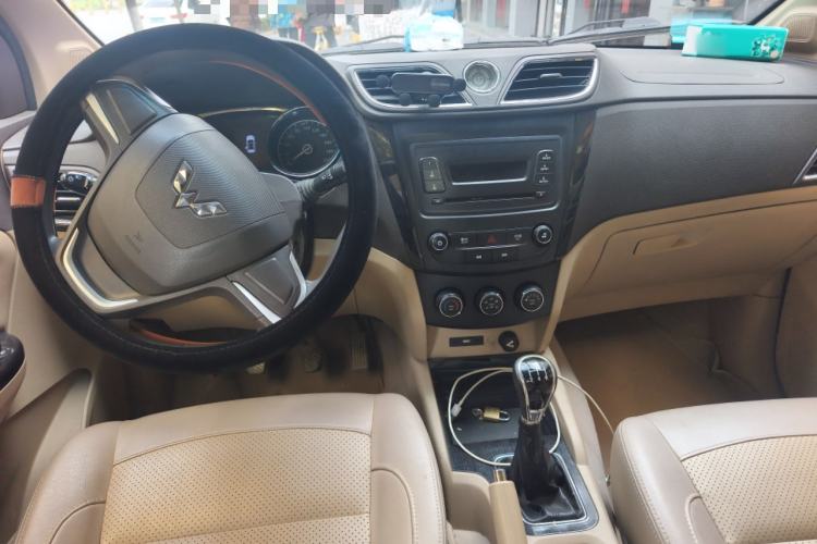 Used Wuling Hongguang 2015 1.5L S1 Comfort China V Standard