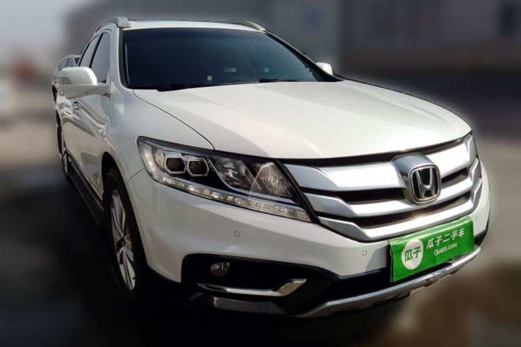 Used Honda Crosstour 2014 2.4L Luxury Navigation Edition
