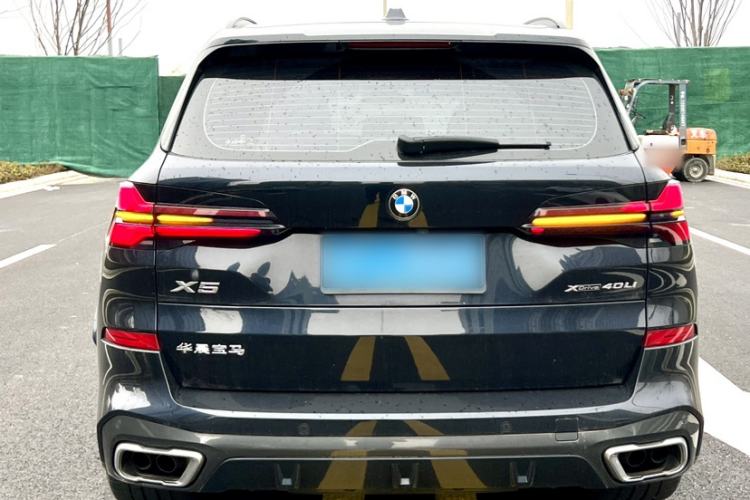 Used BMW X5 2023 xDrive 40Li M Sport Night Edition Package