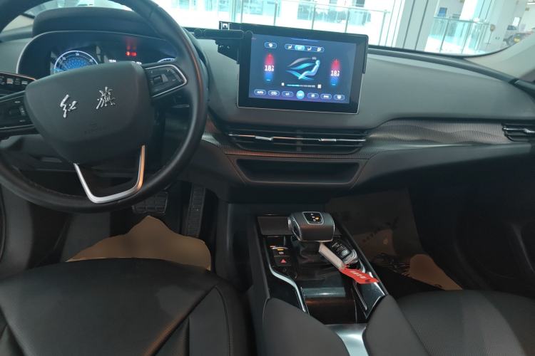 Used Hongqi E-QM5 2022 431 km Charge & Enjoy Edition
