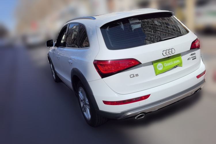 Used Audi Q5 2017 Plus 40 TFSI Technology Model