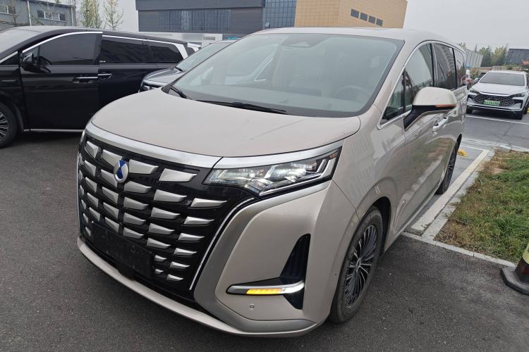 Used Denza D9 2022 DM-i 970 Four-Wheel Drive Flagship Model