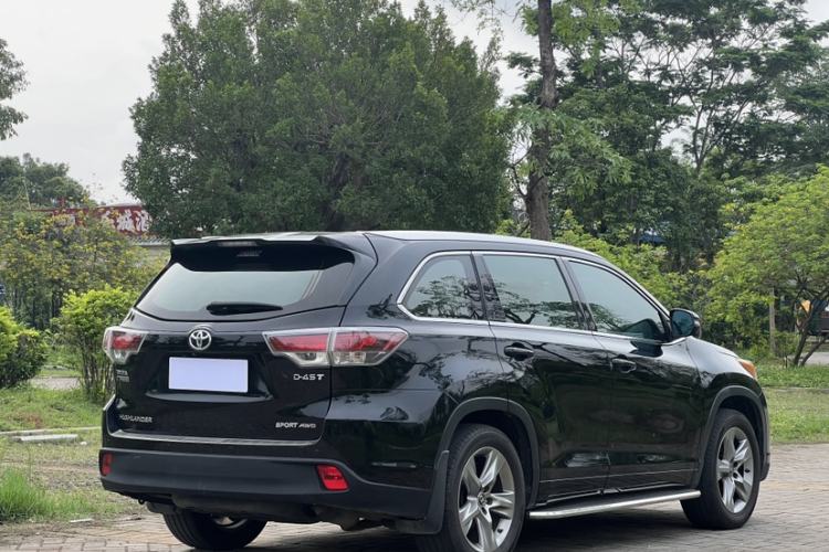 Used Toyota Highlander 2017 2.0T Four-Wheel Drive Luxury Edition 7 Seats
