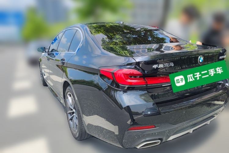 Used BMW 5 Series 2022 Second Facelift 525Li M Sport Package Rear Left 45 Deg