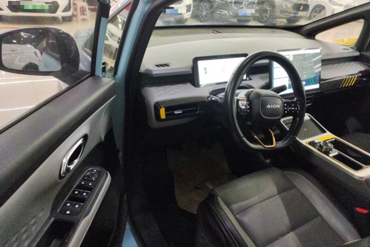 Used AION Y 2022 70 Intelligent Edition Lithium Iron Phosphate
