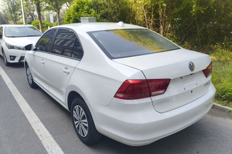 Used Volkswagen Santana 2015 1.6L Manual Fashion Edition Rear Left 45 Deg