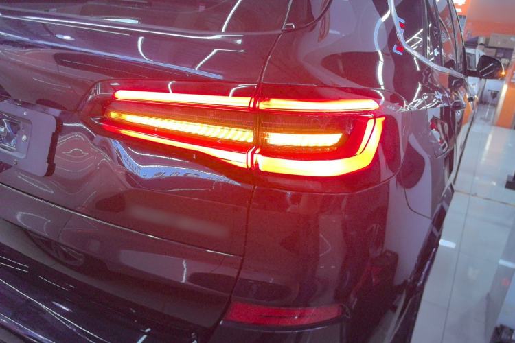 Used BMW X5 2022 Restyled xDrive 30Li Luxury Version M Sport Package
