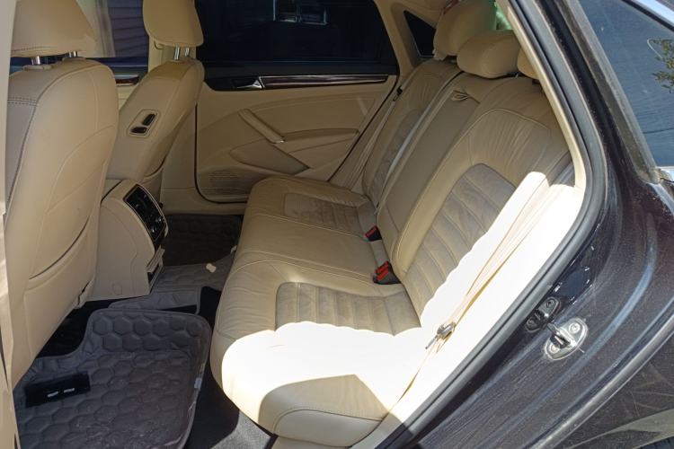 Used Volkswagen Passat 2013 2.0 TSI DSG Ultimate Edition Left Rear Seat