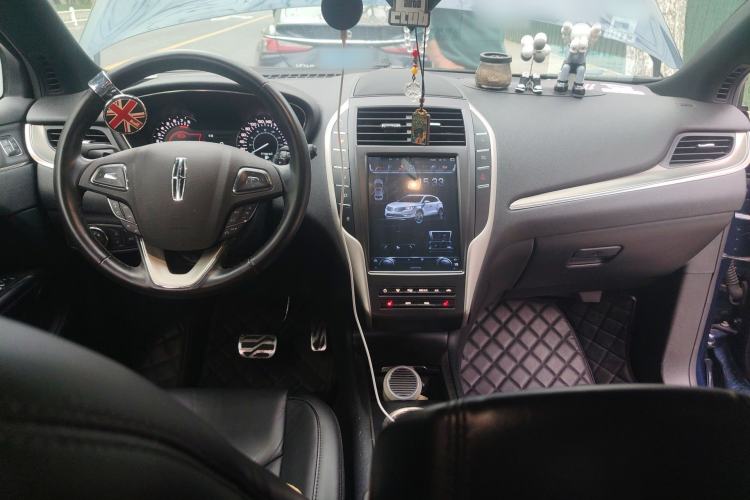 Used Lincoln MKC 2017 2.0T Two-Wheel Drive Deluxe Edition